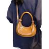 Niche design sense retro fashion portable small bag women's autumn new Maillard shoulder armpit bag