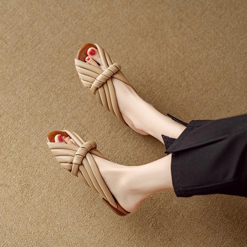 Huge Comfort~ Stepping On Shit~ Fish Mouth Cool Slippers Women's Outer Wear 2025 Summer New Flat-bottomed Fashionable Versatile Sandals