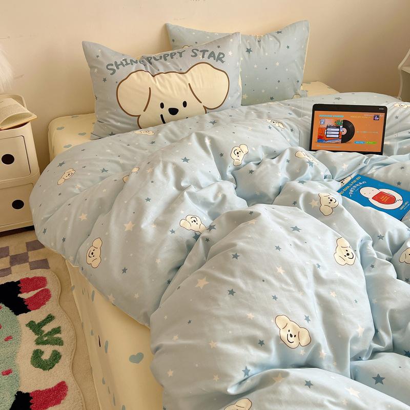 Cztero-częściowy Słodki Mały Świeży Bawełniany Trzy-częściowy Poszwa na Kołdrę Arkusz Łóżkowy Zestaw Dormitory