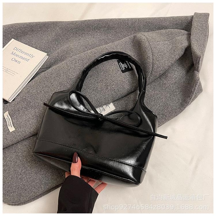 New Bowknot PU Women's Bag Simple and Commuting Messenger Bag Large Capacity Underarm Tote Bag for Women
