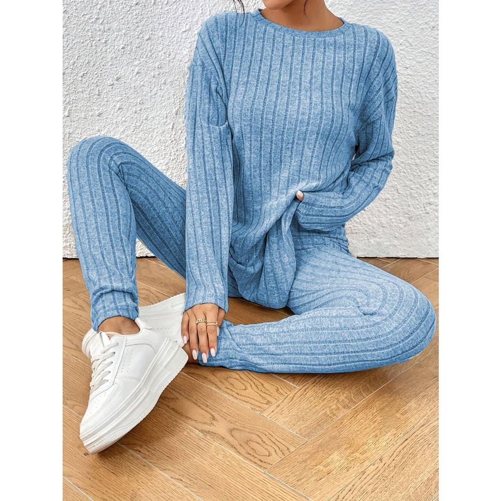 Female Suit, Autumn New Fashionable Casual Temperament Loose Round Neck Pit Stripe Knitted Suit for Women