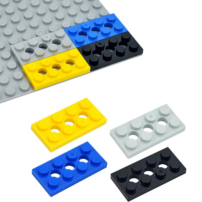 30PCS Technical Parts 3709 MOC 2x4 with 3 Holes Technology Plate Building Blocks DIY Assembles Particles Toys Gifts for Children