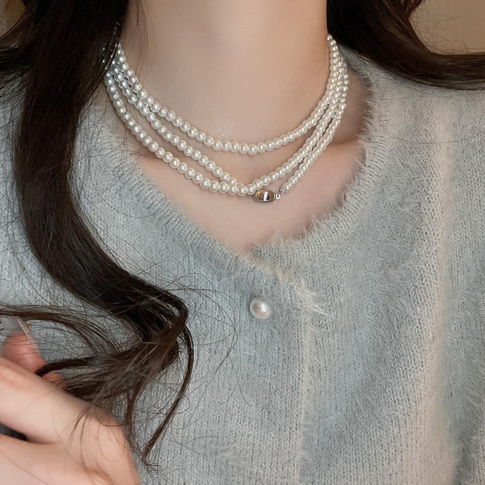 Diamond-encrusted Flower Geometric Pearl Necklace Temperament Light Luxury Sweater Chain French Retro Necklace Autumn and Winter