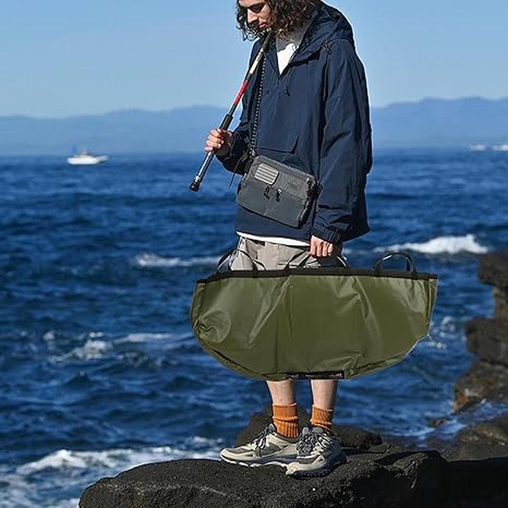 Large Capacity Waterproof PVC Fish Bag Outdoor Portable Thickened Non-Slip Fish Carrying Bag with Protective Pad and Multiple Handles for Fishing