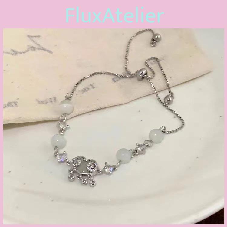 Elegant Cat Modern Eye Stone Bracelet With Delicate Zirconia Lock For Fashion Women