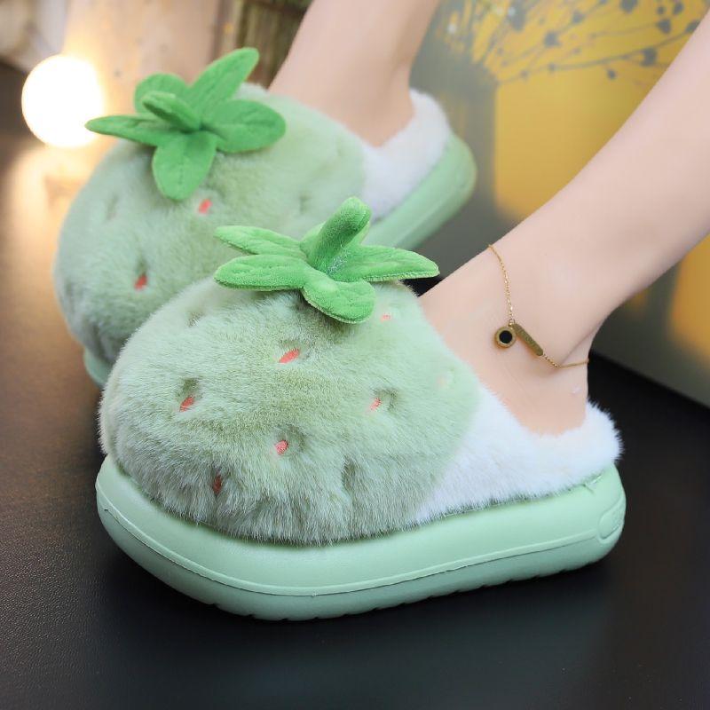 

Модные новые домашние хлопковые тапочки с клубничным пушком для женщин, зимние уютные комнатные туфли, женские креативные фруктовые пушистые шлепанцы 36-37 зелёный