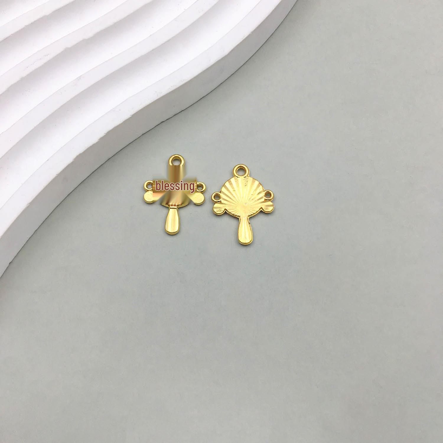 

Red Drip Oil Alloy Lucky Cat Pendant - New Year Fu Charm DIY Jewelry Accessory