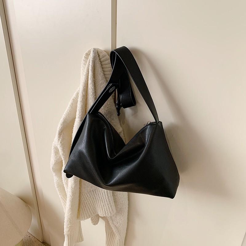 Large Capacity Bag Women's New Fashion Versatile Shoulder Messenger Bag Casual Bag