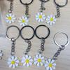 30 Pieces Daisys Keychain Set with Thank You Cards and Organza Bags for Appreciation Gifts Party Favors Birthday Present