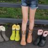 Stilvolle Damen-Wadenhohe Wasserdichte Regenstiefel, Rutschfest und Perfekt für Outdoor-Bekleidung