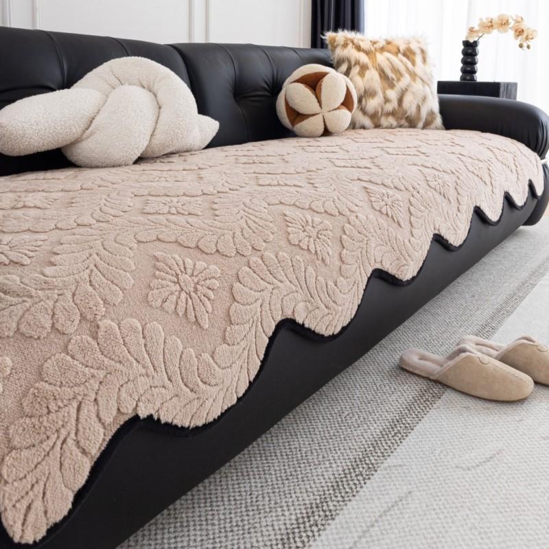 Winter Warm One-Piece Non-Slip Sofa Throw Cover Soft Fuzzy Furniture Protector Mats New Irregular-Shaped Plush Sofa Cushion