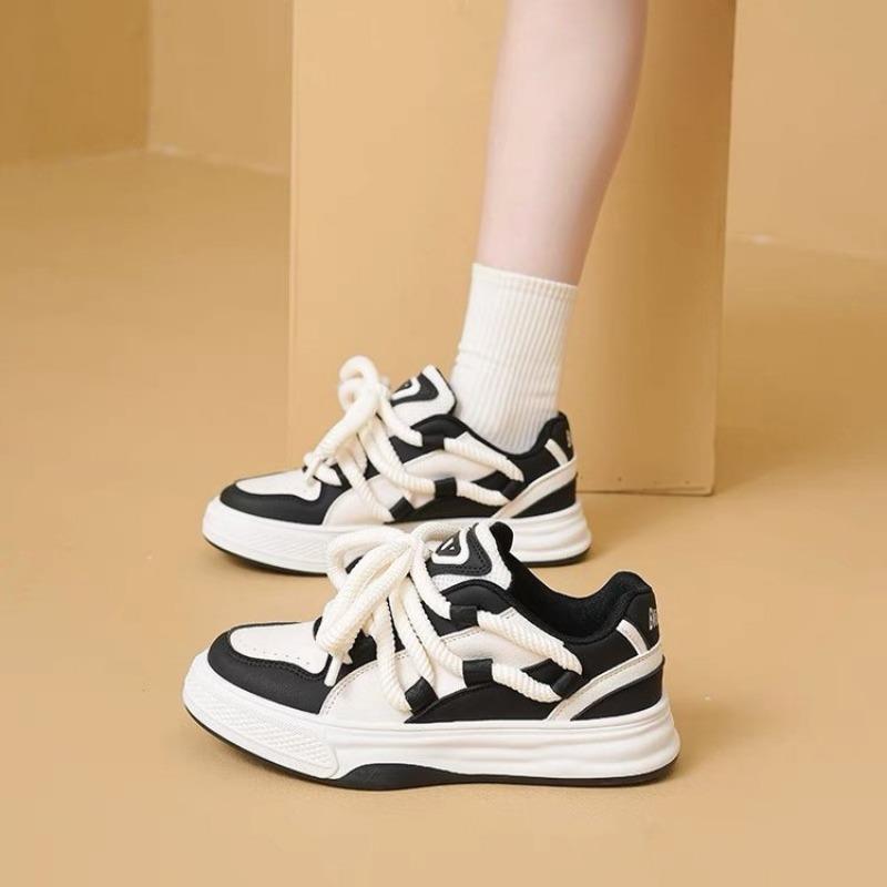 

Обувь 2024, женские беговые весенне-осенние модные белые дышащие повседневные кроссовки на шнуровке с цветочной вышивкой, Zapatos De Mujer 35 чёрный