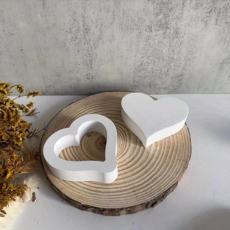 Hollow Love Plaster Decoration Mold DIY Handmade Heart Shape Candle Gypsum Silicone Mold Valentine's Day Gift Home Decoration