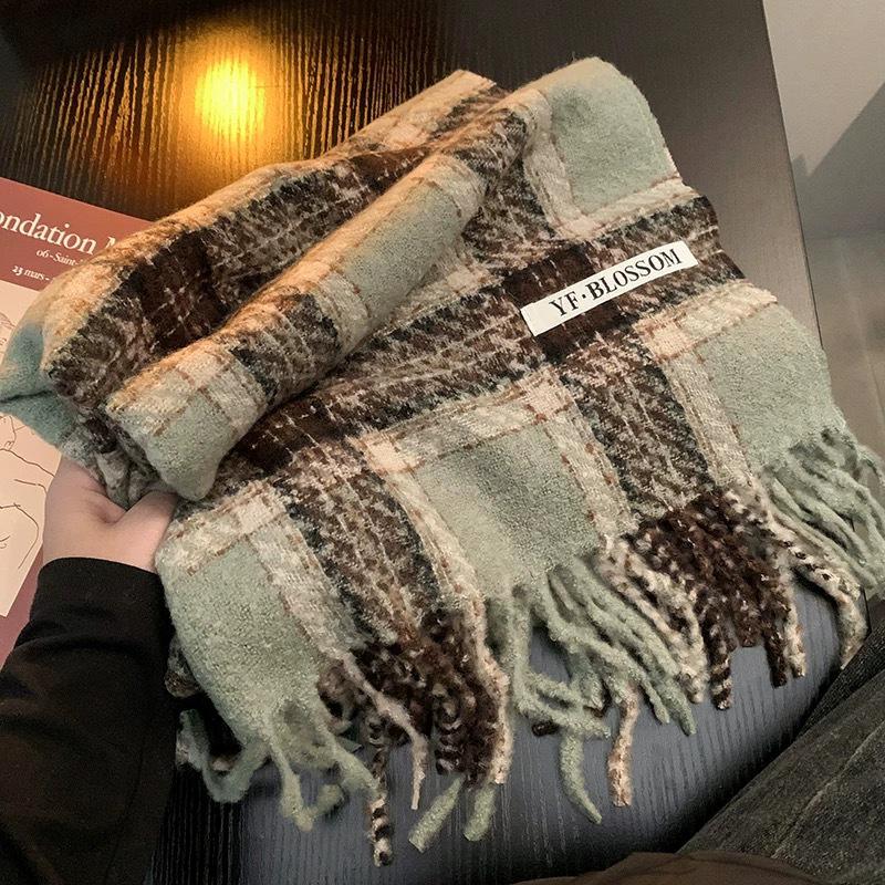 Plaid Korean-Style Women's Winter Scarf - Warm Imitation Cashmere Snood