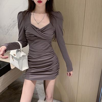 Pure V-neck Dress for Women In Spring and Autumn New Temperament Sexy Tight Slim and Wrinkled Short Skirt