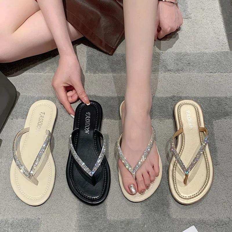Fashion Rhinestone Slippers Women New Summer Shoes Women Fashion Bling Flip Flops Soft Comfort Flat with Slippers Gold Beach Sandals