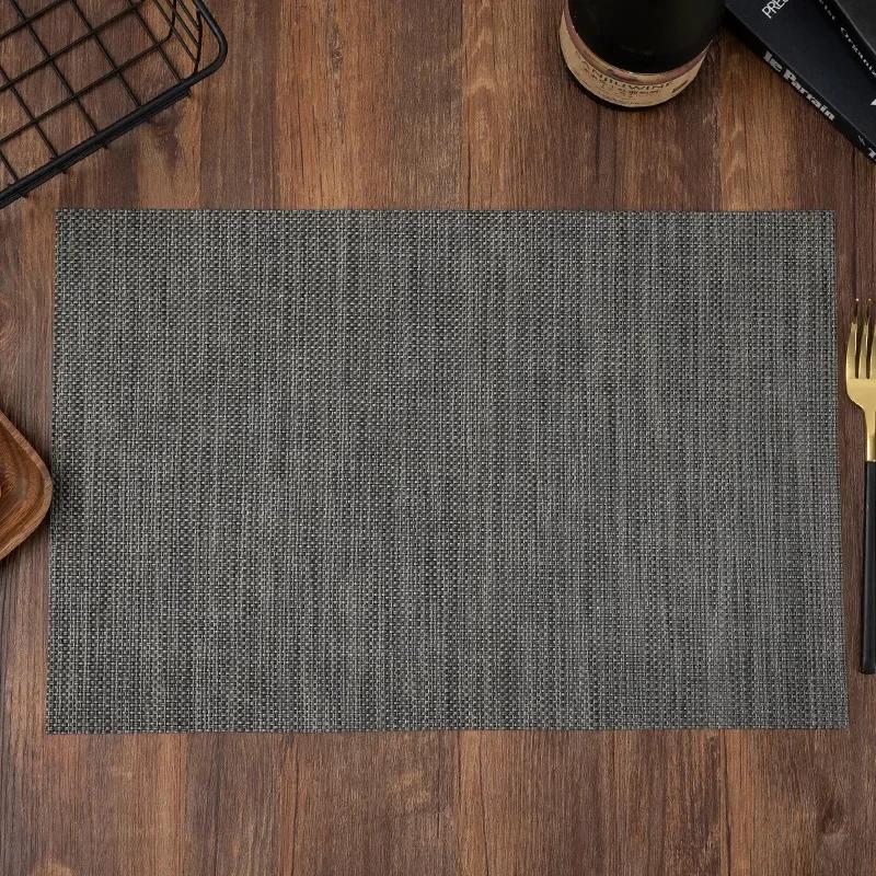 Place Mats Washable Easy To Clean Vinyl Dining Table Pads Durable PVC Weave Table Mats for Camp Party Hotel Home Decor