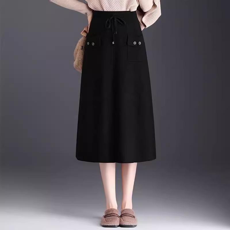 Autumn/Winter 2025 Black High-Waist Wool Knit Midi Skirt with Pockets