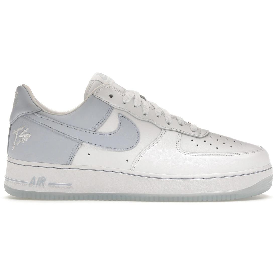 

Sneaker Nike Air Force 1 Low QS Terror Squad Loyalty(FJ5755-100) 45