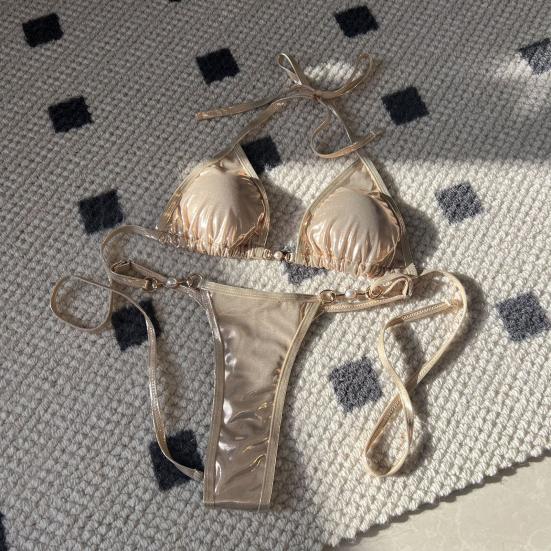 2 ks/sada Dámské sexy bikini set světlý povrch umělá perla podprsenka šněrovací sada tanga rychleschnoucí plavky plážové oblečení