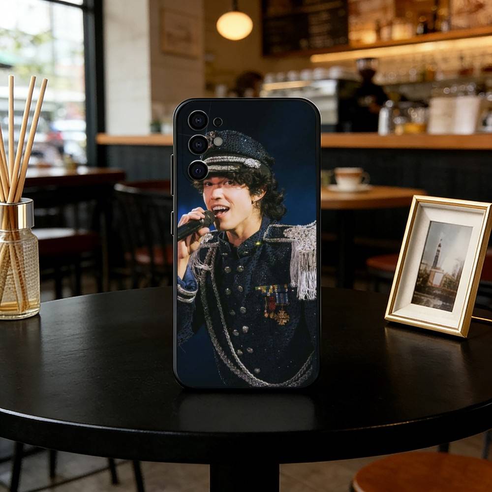 

Singer C-Conan G-Gray-S Phone Case For Samsung S25,S24,S21,S22,S23,S30,Ultra,S20,Plus,Fe,Soft Silicone Black Cover Samsung S21plus