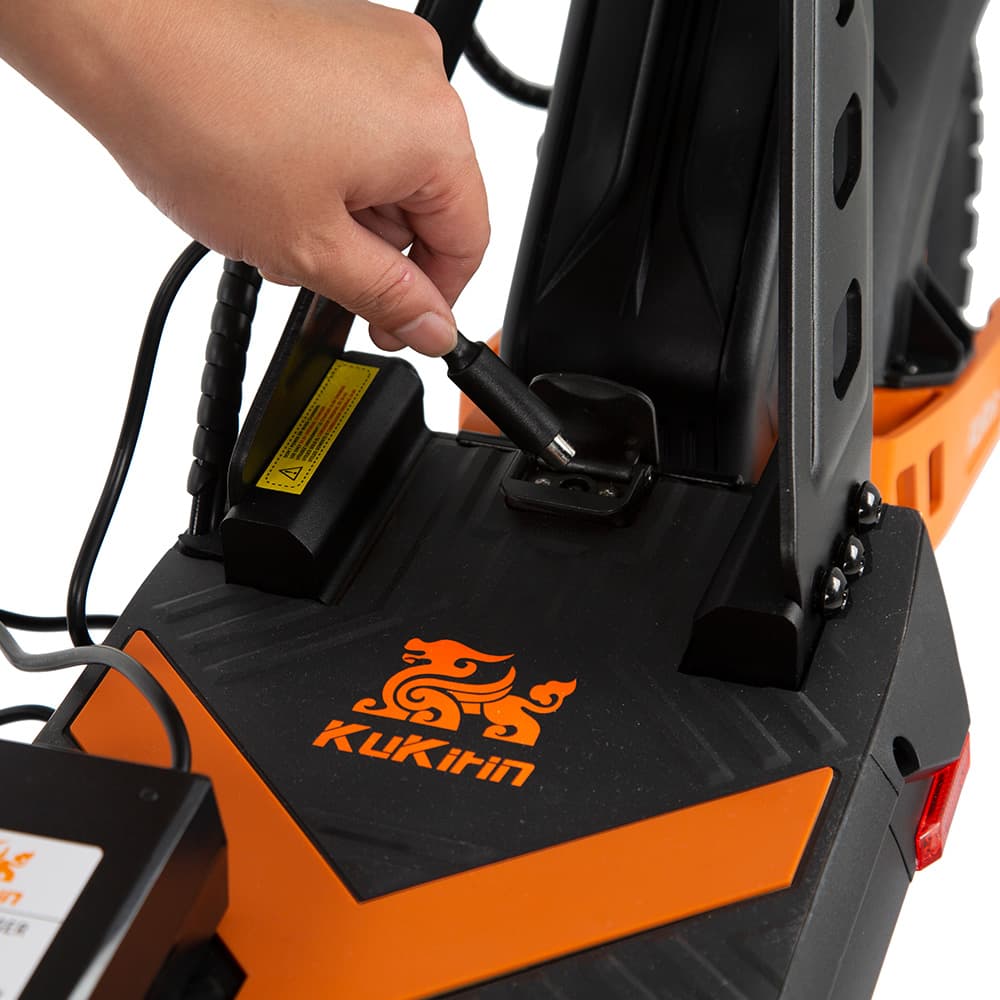 Monopattino elettrico pieghevole Kukirin G2 Max, motore da 1000W, batteria da 48V 20.8AH, velocità massima 55km/h, autonomia 70km, pneumatici da 10 pollici