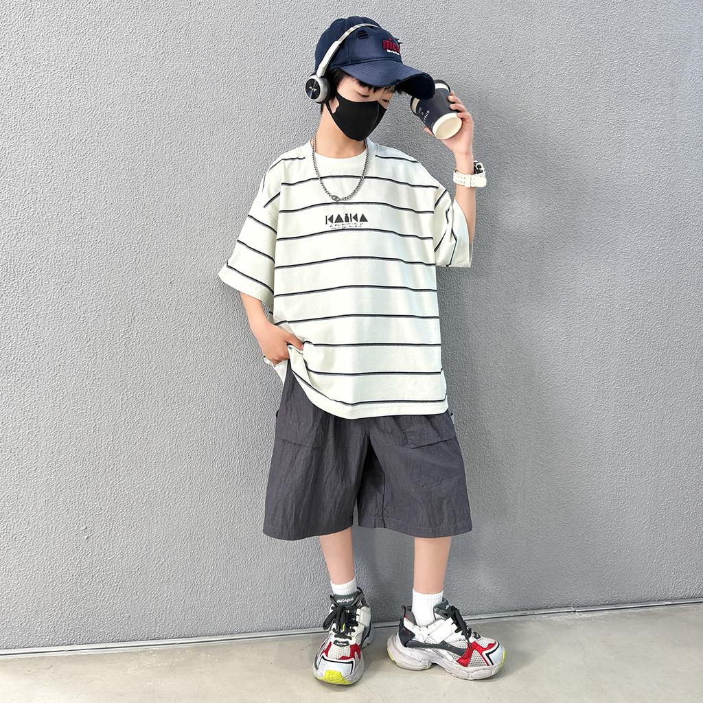 Boys' Summer Outfit Set 2026 New Item, Mid Size Children's Summer Boys' Thin Short Sleeved Children's Sports Striped Top, Trendy