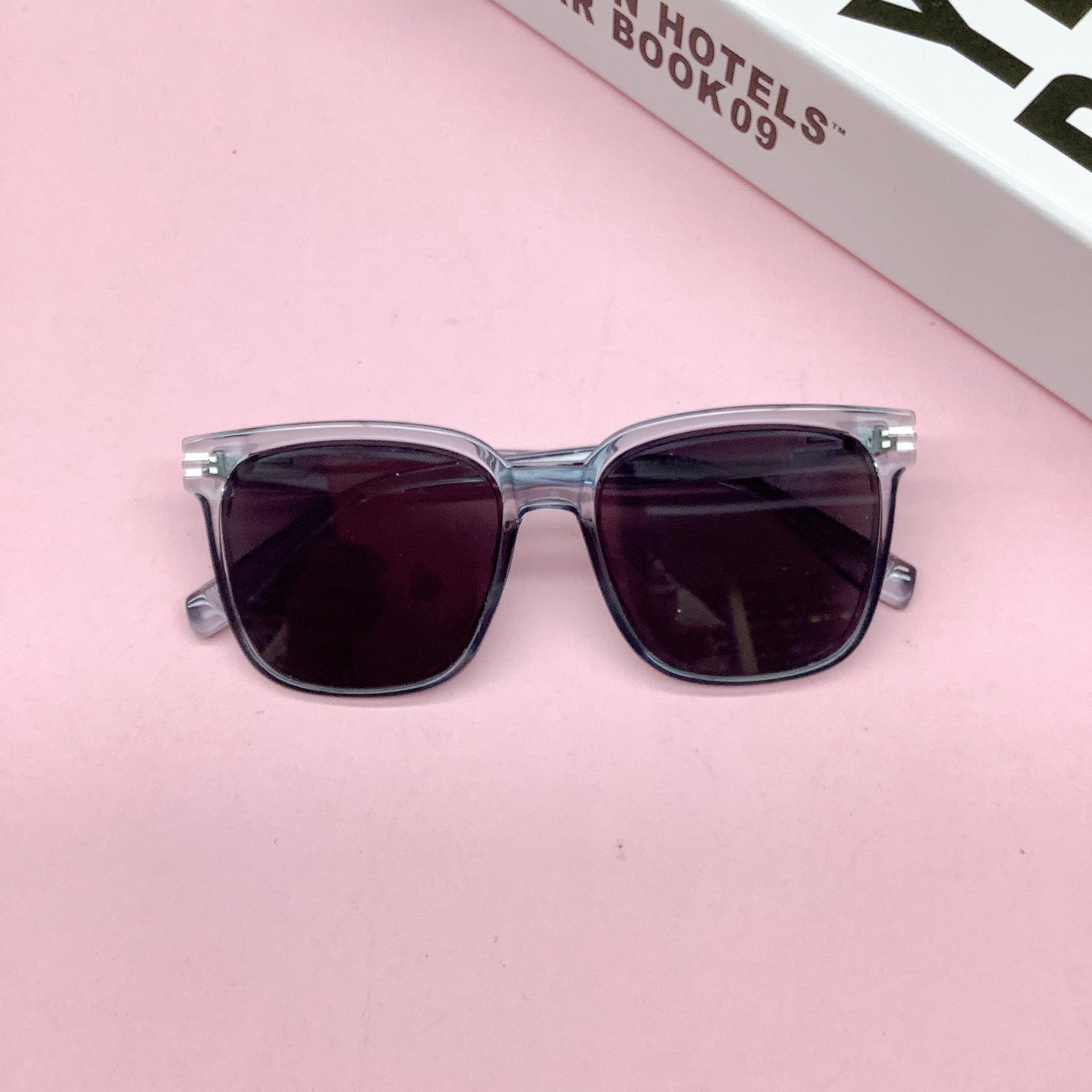 

Детские солнцезащитные очки, модные летние солнцезащитные очки для мальчиков, защита от ультрафиолета, солнцезащитные очки для девочек в иностранном стиле