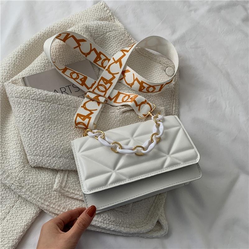 Nya DAMväskor Koreansk version av kedjeskulderväskan Enfärgad budbärare Liten fyrkantig väska