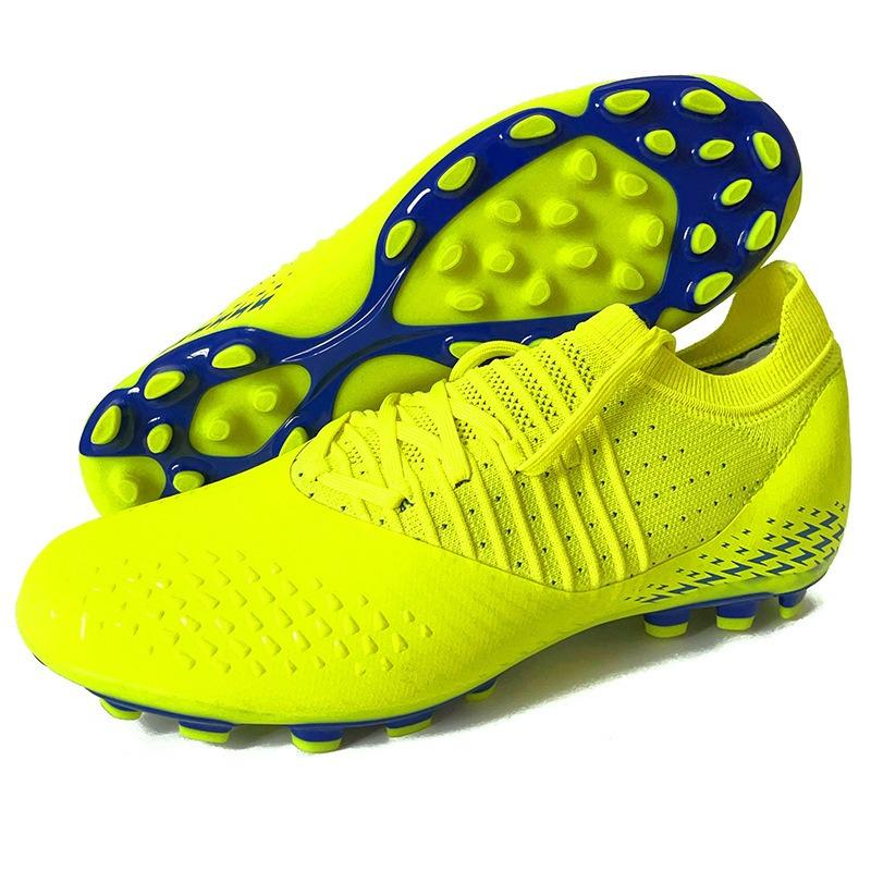 Seamless cut new low-top football shoes, competition long nails, broken nails, training shoes, football models