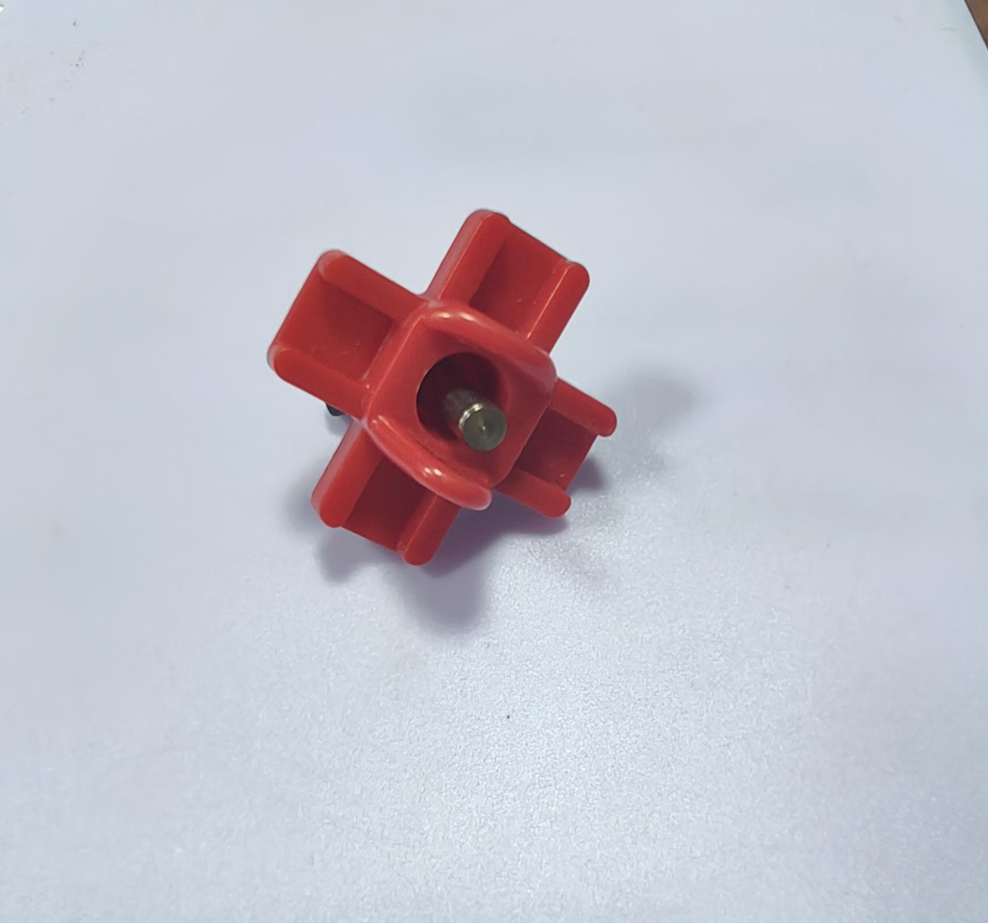 

Автоматическая поилка для птицы с питьевыми ниппелями для кур, уток и гусей