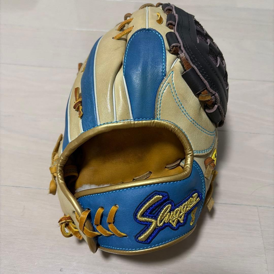 Used Kubota Slugger Soft Ball Gloves