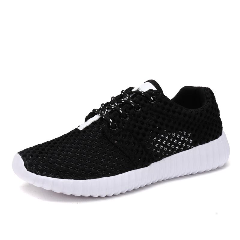 Chaussures de sport grande taille été nouvelles chaussures à mesh creux chaussures de voyage chaussures de course en mesh