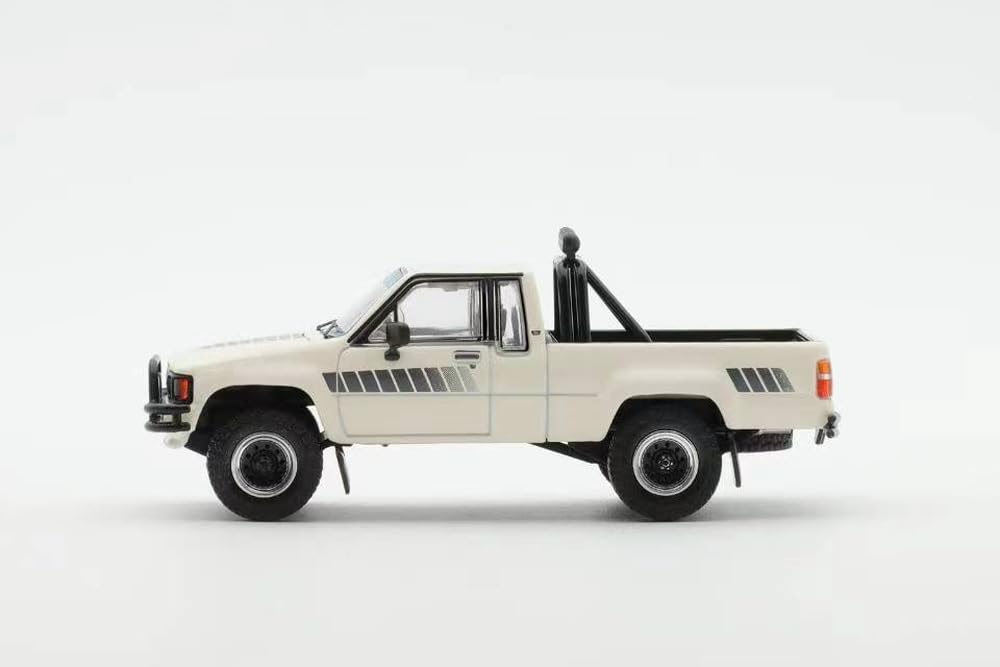 Gaincorp Products 1/64 Scale Toyota Hilux SR5 XTRA Cab 1985 - (LHD) - Off-White, Finished Model
