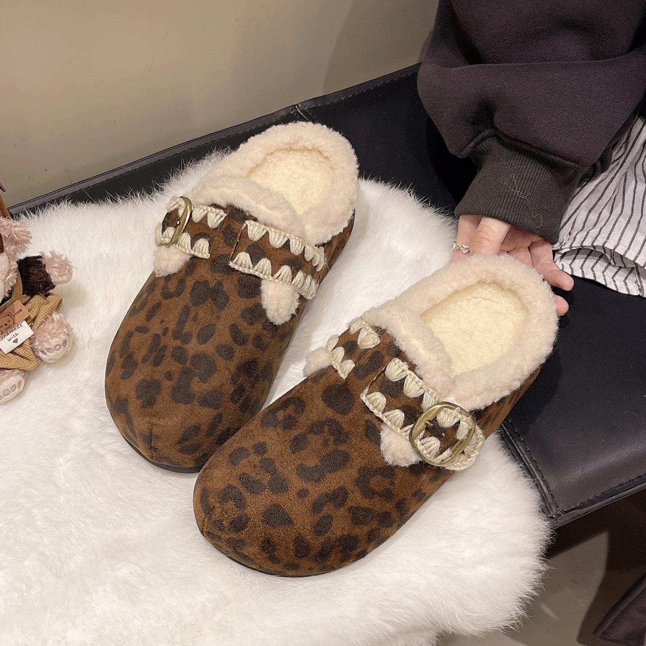 Thick bottom height increase one pedal and half drag women winter plush warm plush new cotton slippers outer wear 40 леопардовый 3370₽