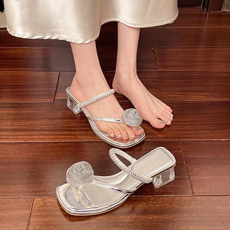Silver Cool Slippers Women's Summer Wear New High-end Flower Cover Toes with Skirt Sandals