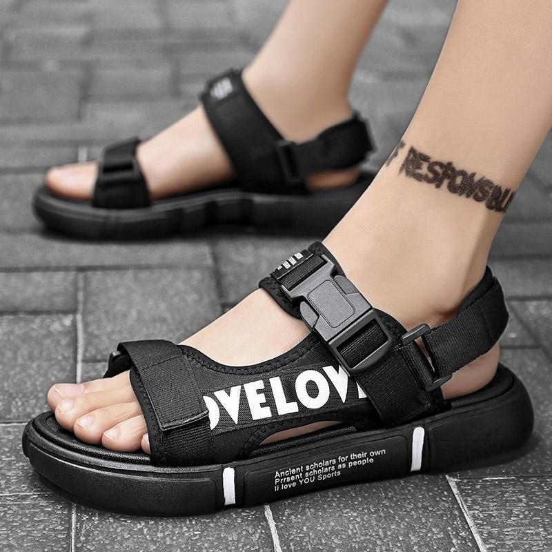 Fashion Men Sandals Soft Comfortable Non-Slip Men Shoes High Quality Woven Beach Sandals Mens Gladiator Sandals Summer Casual Flat Shoes