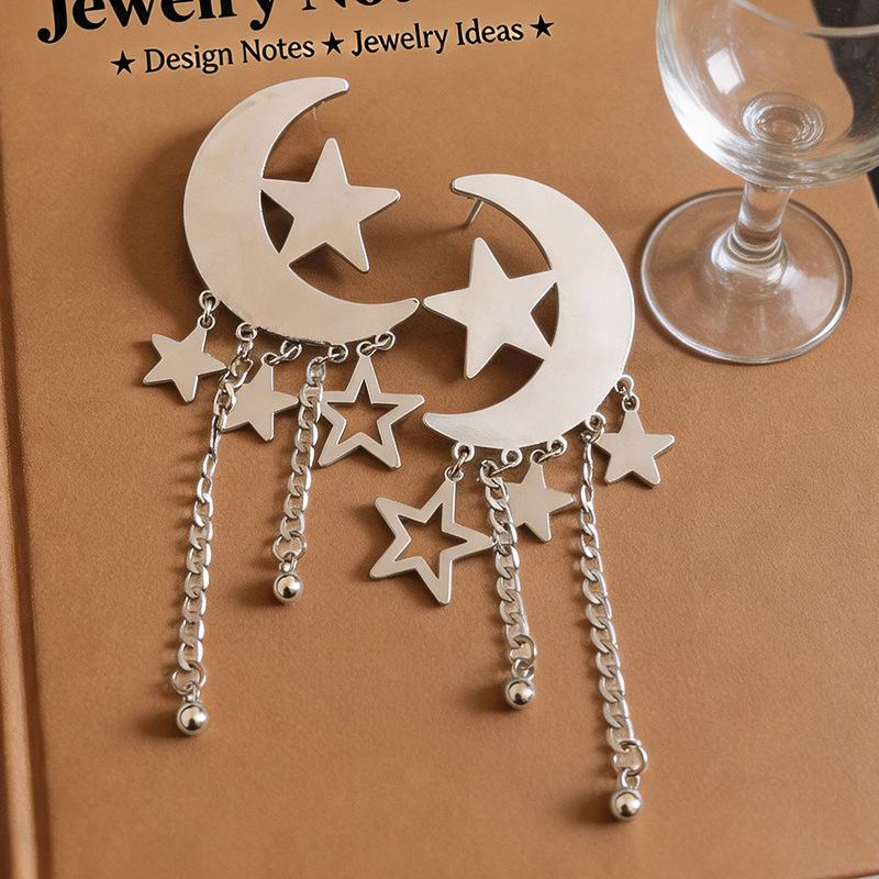 Silver Needle Moon & Star Tassel Pendant Earrings - Chic, Luxurious, Lightweight, Fashionable.