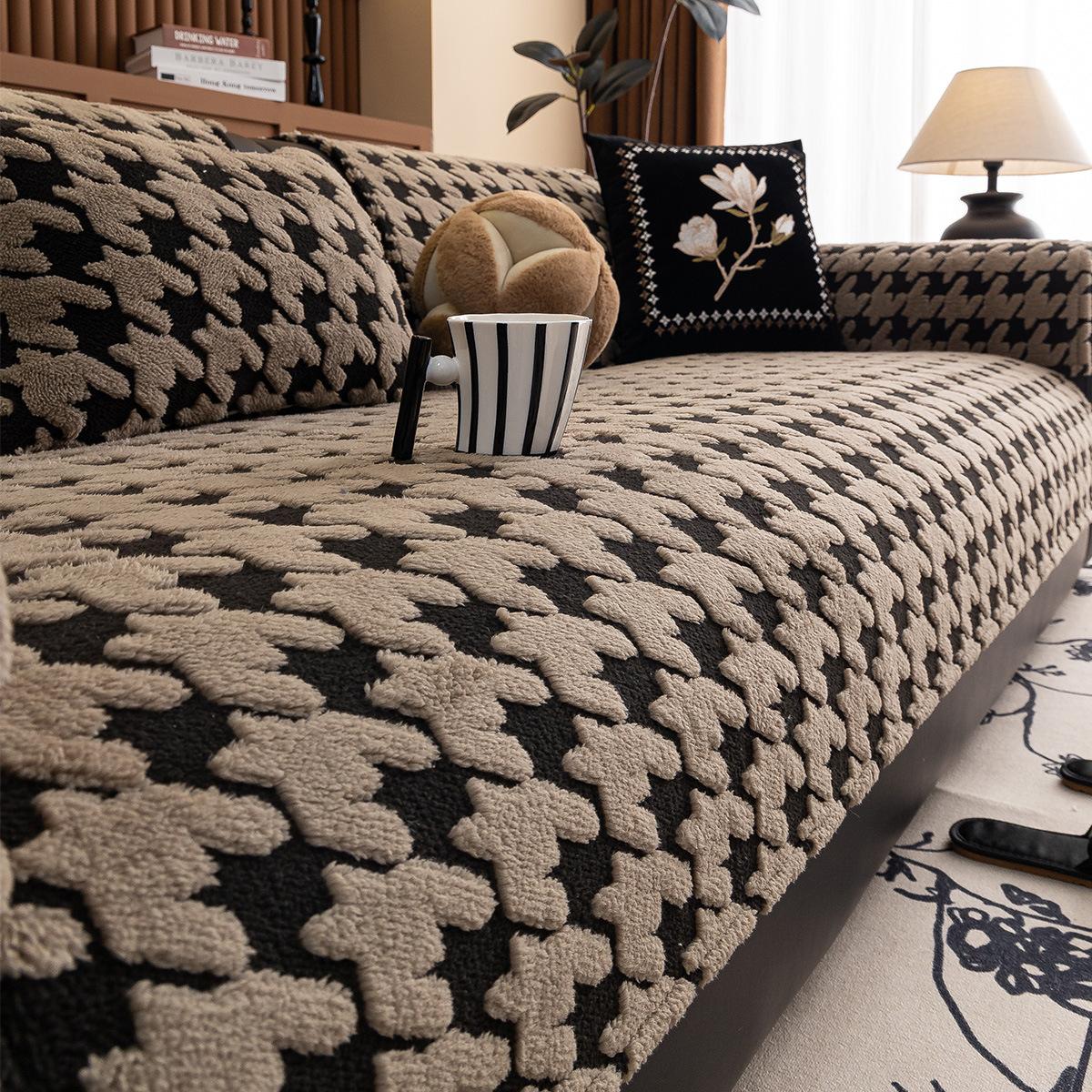 

Plush Sofa Cushion New High-End Thickened Warm Non-Slip Leather Sofa Seat Cushion Cover Cloth Towel Autumn And Winter 70*70cm