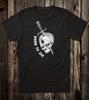 Retro Gefängnis Tattoo T-Shirt Vtg Kunst Totenkopf Dolch Born To Die Unisex T-Shirt