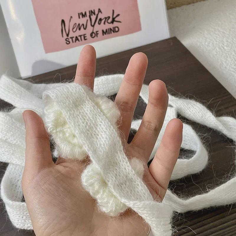 Mohair Rose Choker: Y2K Curly Knit Scarf & Necklace for Autumn/Winter