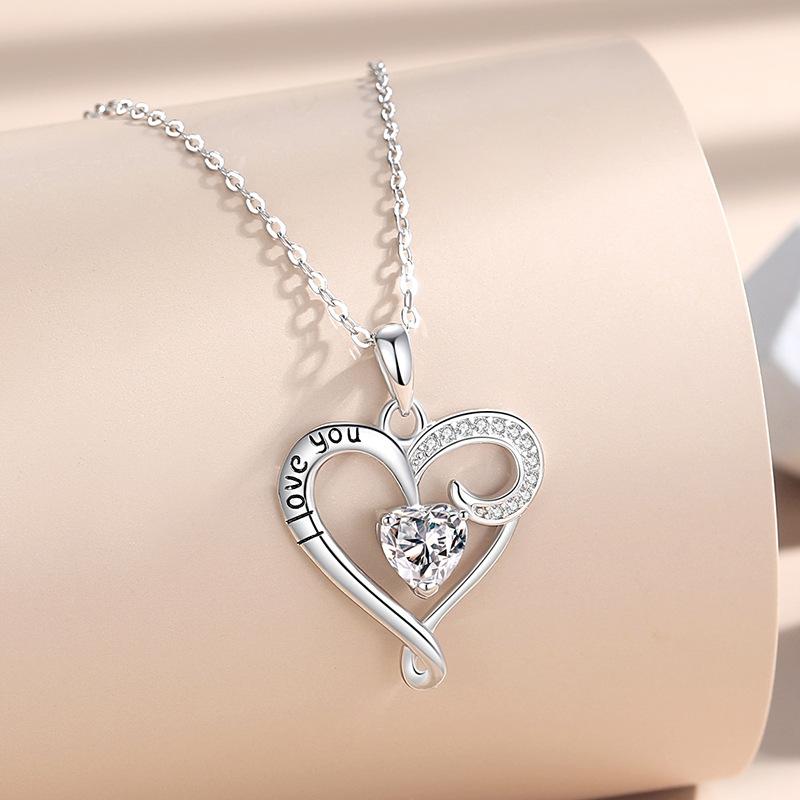 Sterling Silver Peach Heart Love Necklace, Small Market, European and American Ins Style Collar Chain, Female Necklace