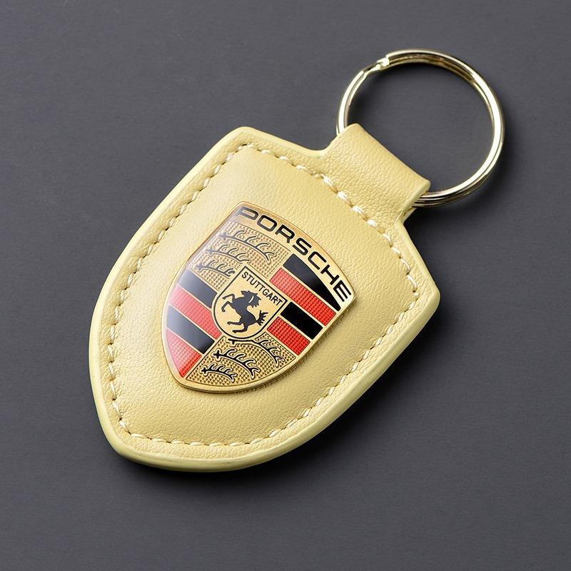 PU-Leder Auto-Schild Schlüsselanhänger Styling Schlüsselanhänger Anhänger für Porsche Cayenne Panamera Macan 911 Taycan Boxster Cayman 918 Pajun
