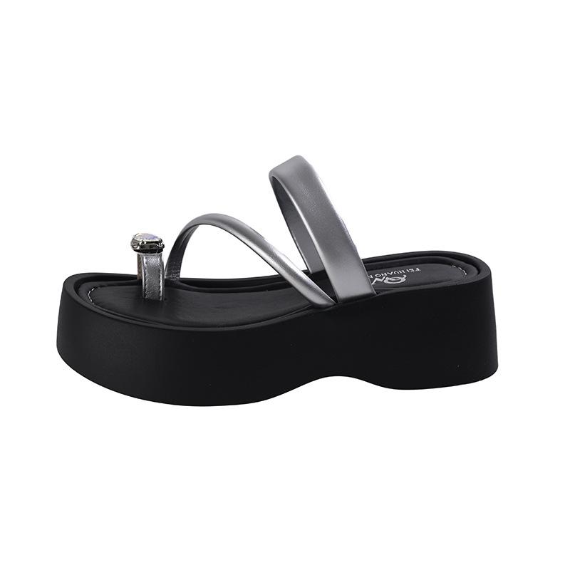 2025 new summer love rhinestone set toe slippers women show high thick bottom open toe slippers casual versatile can be worn outside