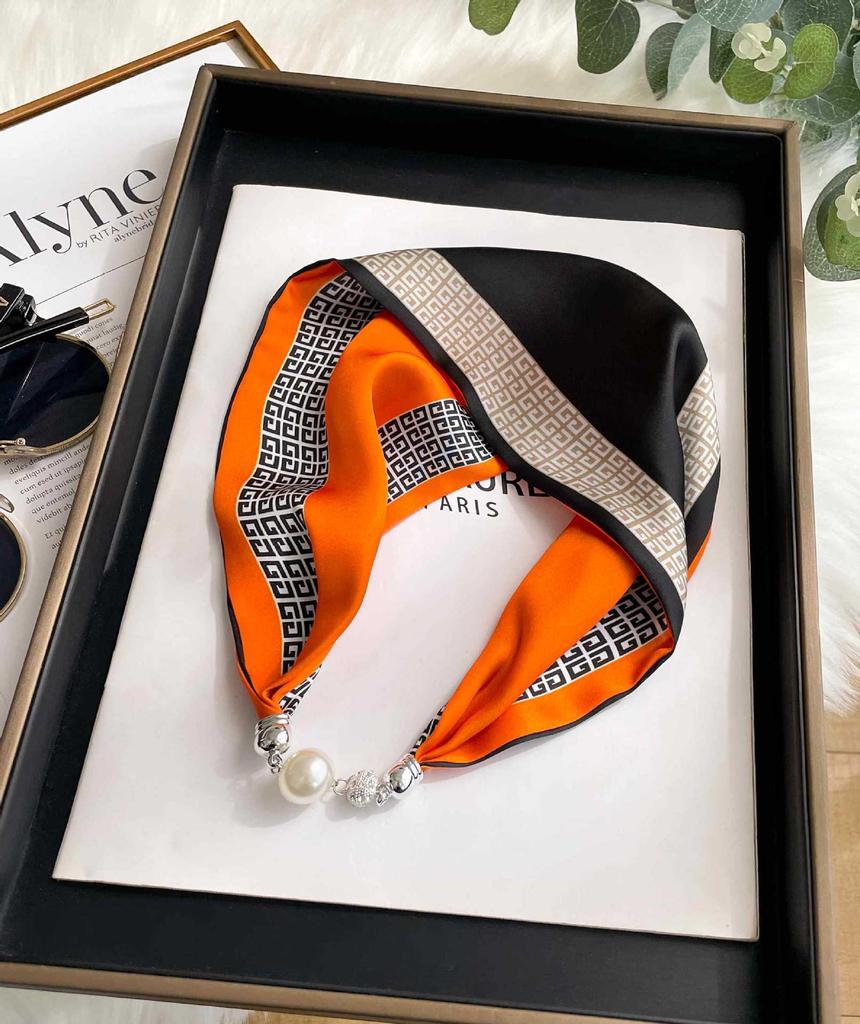 Magnetic Buckle Silk Scarf Headband Internet Celebrity New Magnetic Buckle Bracelet Small Long Women's Summer Casual Necklace Diamond Neck Band