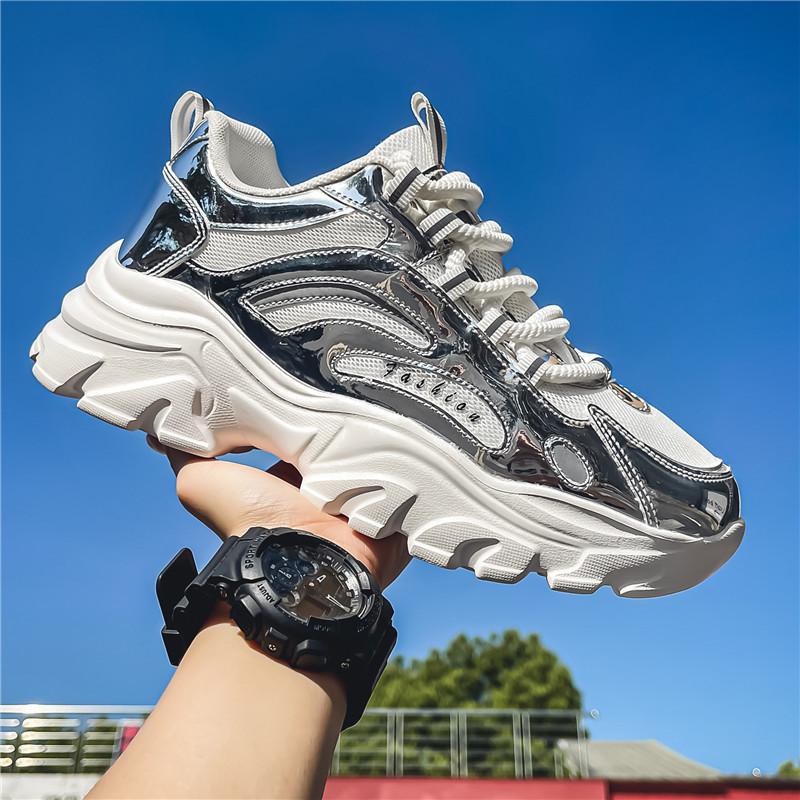 

2024 осень и зима новые легкие и универсальные дышащие повседневные сетчатые модные мужские спортивные туфли для пап на толстой подошве 39