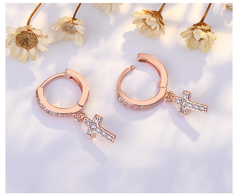 Hot Selling Personalized, Fashionable, Simple and Versatile Cross Earrings