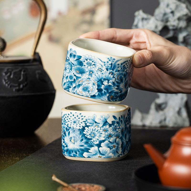 120ml Ru-Ofen Goldene Blüten Hanfang Teetasse Meistertasse Haushalts Quadratische Teetasse Teedufttasse Kungfu Teegeschirr Zubehör Teegeschirr