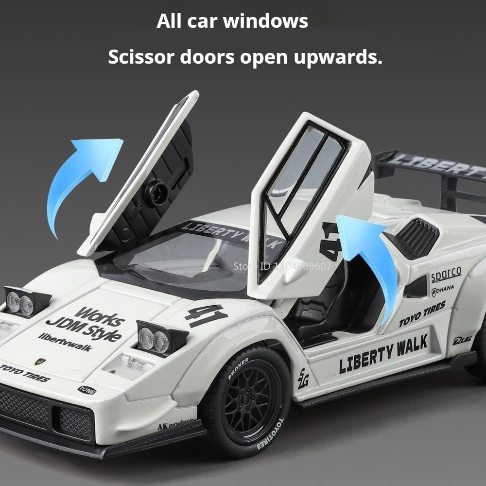 1:32 Countach LBWK Revuelto Sports Car Model Toy Alloy Body Doors Opened Supercar Models Toys Birthday Presents for Children