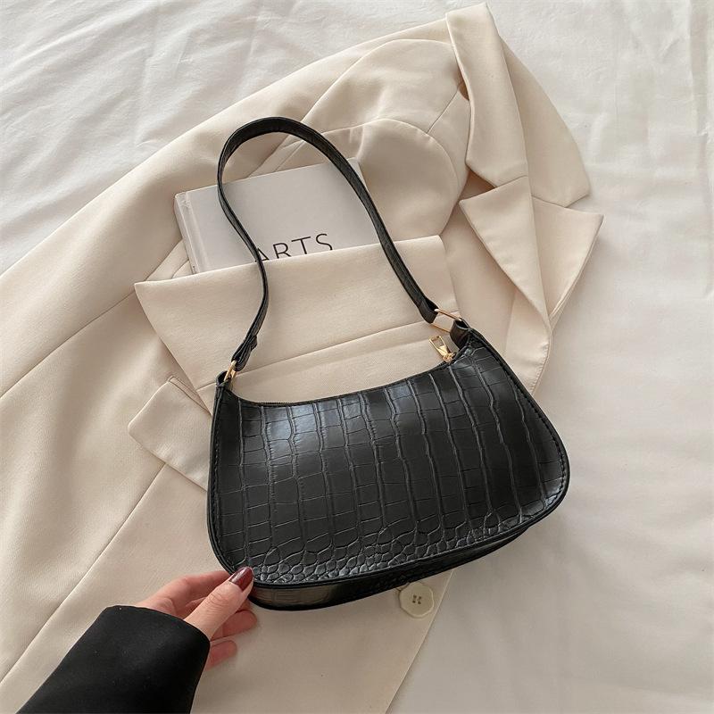 Spring Foreign Style Bag 2025 Fashion New Retro Fashion Women's Shoulder Crocodile Pattern Chain Crossbody Armpit Bag